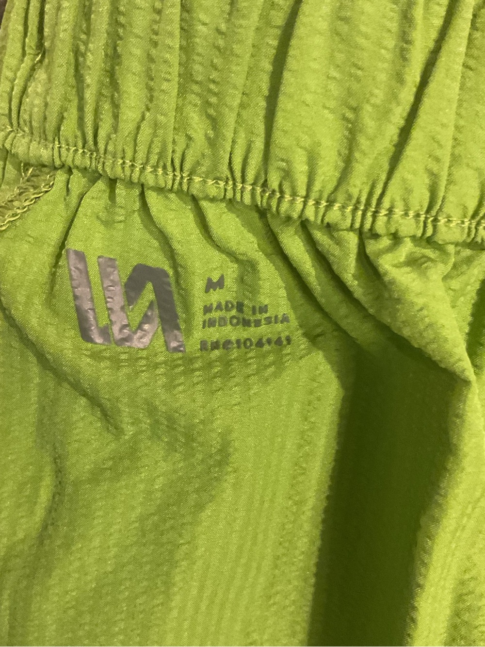 NWT VRST Men's Neon Green Athletic Shorts - Lightweight Performance M - Picture 7 of 11